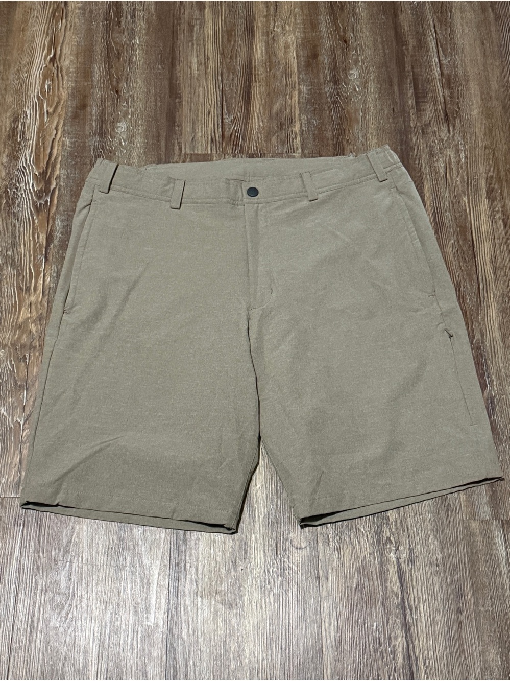 Mack Weldon Shorts Men's Large Brown High Rise Contemporary Hybrid Relaxed Fit